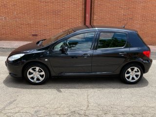 Peugeot 307 1.6 HDi 110cv 5 puertas •UNICO DUEÑO•