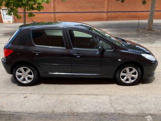 Peugeot 307 1.6 HDi 110cv 5 puertas •UNICO DUEÑO•