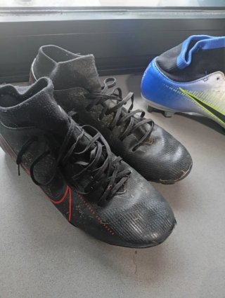 Botas Fútbol Nike Tallas 36-42
