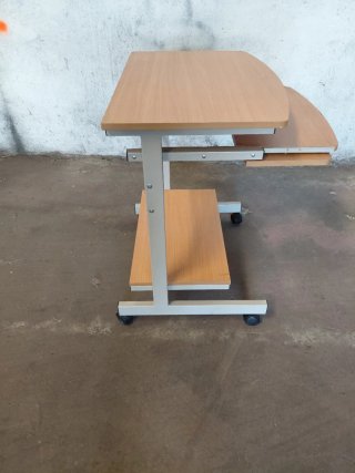 Escritorio madera y metal con ruedas regalo silla