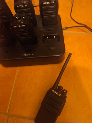 Cargador Base 6 Radios Retevis