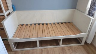 Cama nido blanca y madera