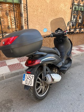 Piaggio Beverly 250cc Negra