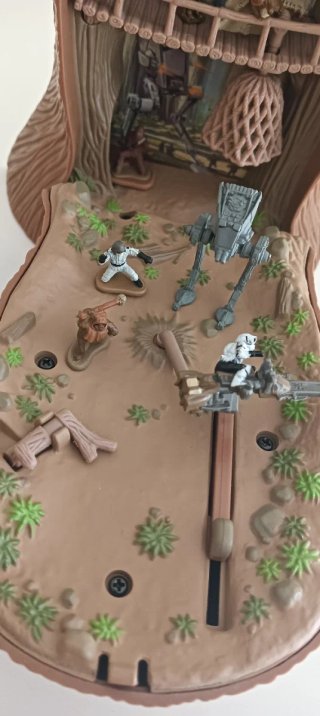 Micro Machines Star Wars Chewbacca Playset 1995