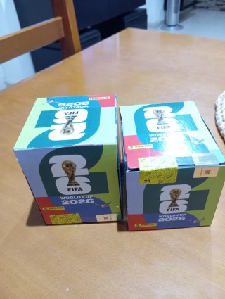 Caja de cromos Panini FIFA World Cup 2026 sellada.