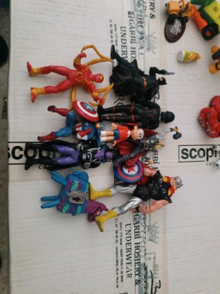 Lote de figuras de acción