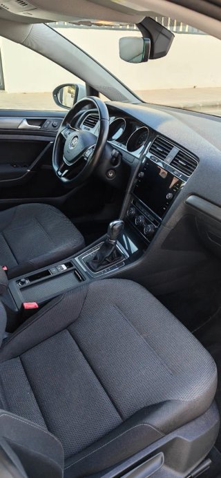 Volkswagen Golf Variant DSG7
