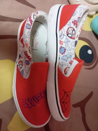 Zapatillas Spiderman Talla 35 y 37