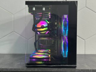 Pc da gaming Ryzen 7 7800x3d Rtx 5070 32Gb RAM 1TB