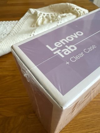 Lenovo Tab + Funda Transparente
