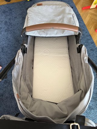 Cochecito de bebé + silla coche