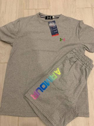 Conjunto camiseta y pantalón corto Under Armour