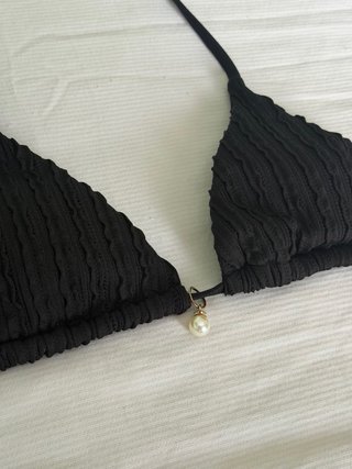 Top Bikini Negro con Perla talla 90-95