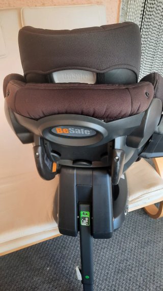 Besafe Izi kid X2 i-side.  Silla Coche Grupo 1/2