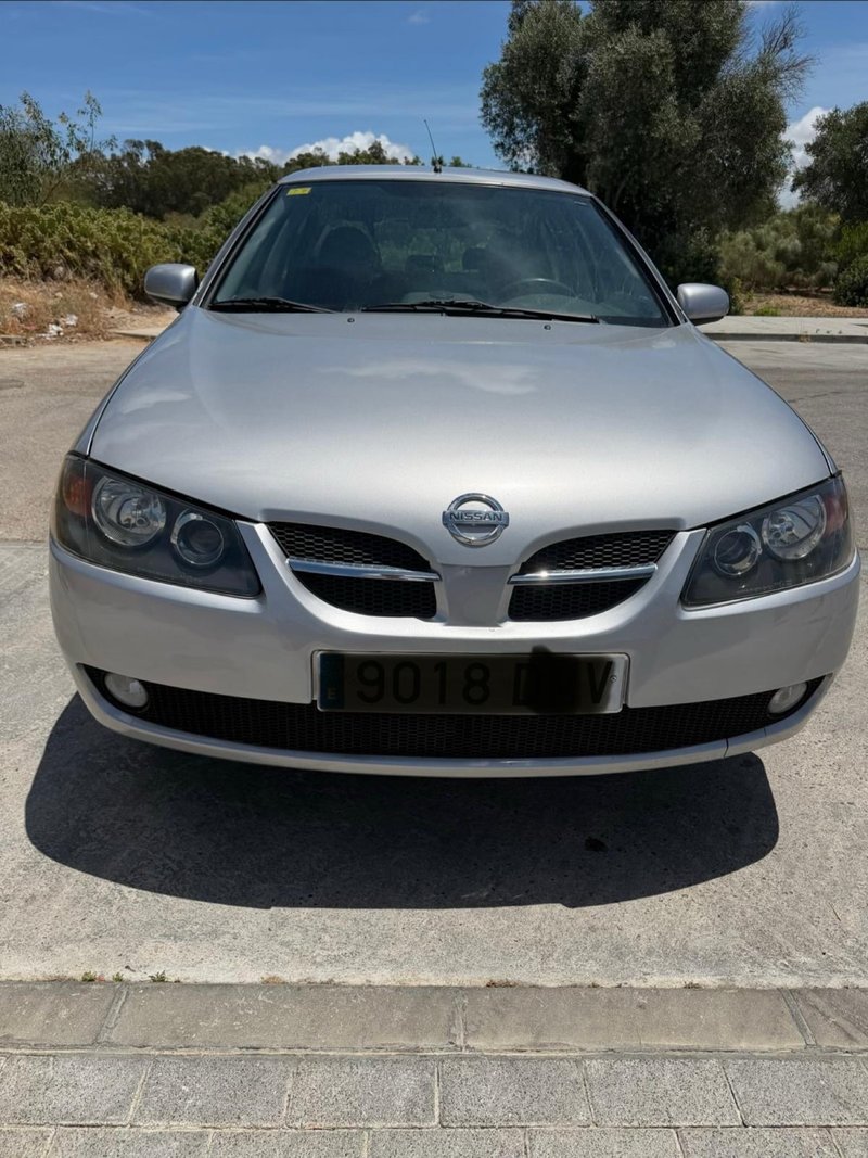 Nissan Almera 2005 - foto 1
