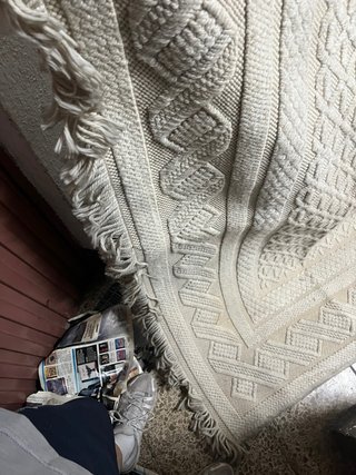 Alfombra tejida grande beige