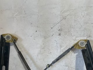 ELEVALUNAS DELANTERO DERECHO SEAT LEON (5F1)