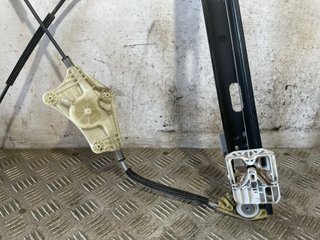 ELEVALUNAS DELANTERO DERECHO SEAT LEON (5F1)