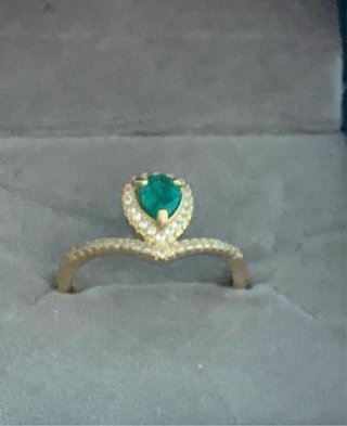 Anillo Esmeralda Natural Corte Pera