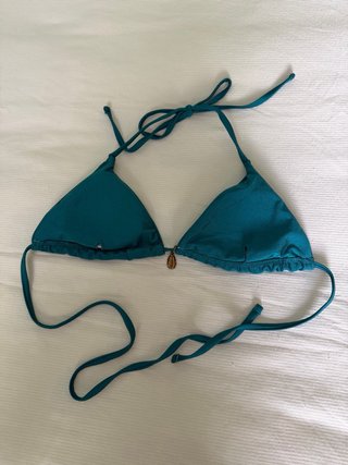 Top Bikini Teal con Detalle de Concha talla 90-95