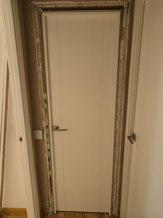 Puertas interiores blancas
