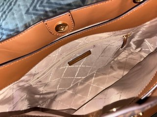 Bolso Michael Kors Marrón y Dorado
