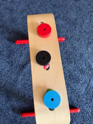 Gimnasio de madera para bebés