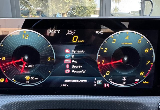 Mercedes-Benz Clase A 45 AMG