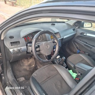 Opel Astra 2007