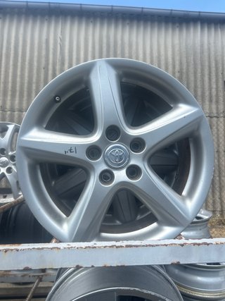 Llantas Toyota 17 (4 Unidades)