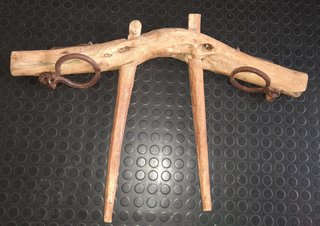 Yugo antiguo para mulas de un solo tiro.