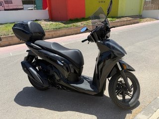 Honda SH 350i Negra - Maxi Scooter Automática