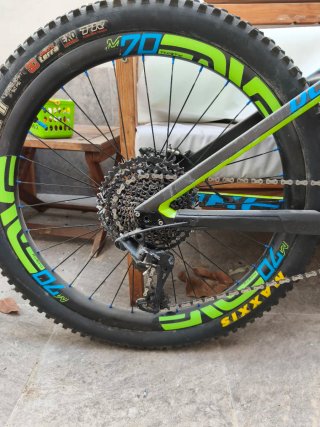 Mondraker Dune RR full carbono