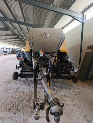 Empacadora New Holland Bigbaler 890
