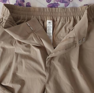 Pantalones beige