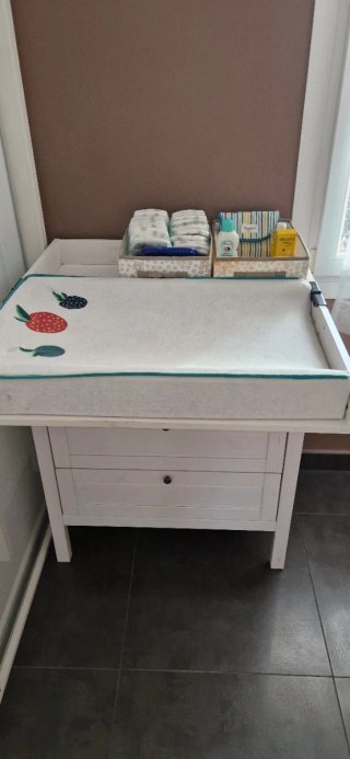 Mueble cambiador bebé blanco,  de madera.
