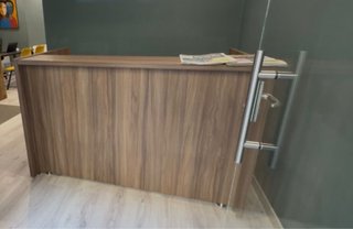 Mueble de recepción madera natural, desmontado,BCN