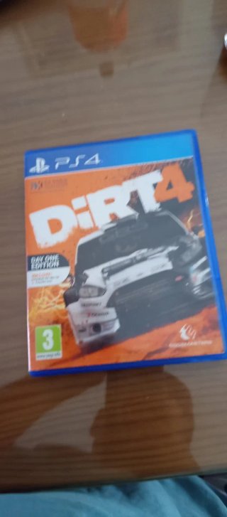 Juegos PS4: LEGO Jurassic World y DiRT 4