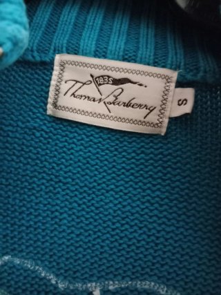 Rebeca de mujer, material algodón marca: Thomas Bu