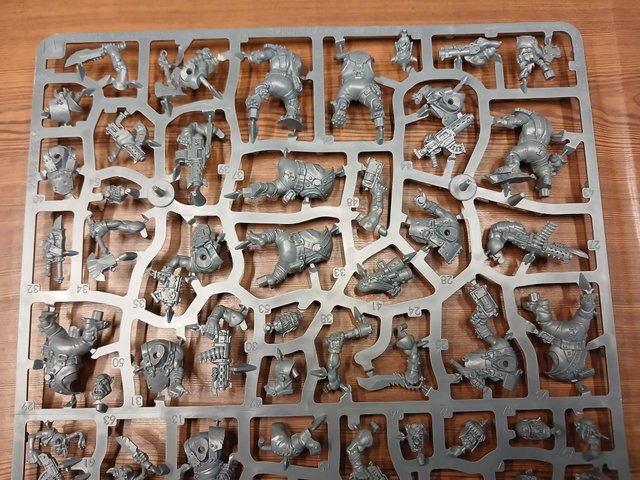 20 Ork Boyz + 10 Gretchin Armageddon Warhammer 40k