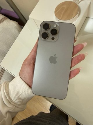 iPhone 16 Pro Max