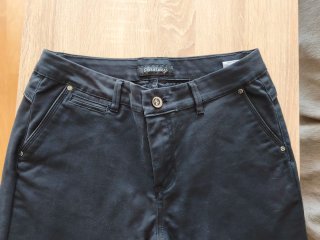 Pantalón negro talla 44