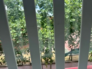 Cuna de madera blanca