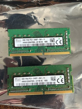 2x 8GB SK hynix DDR4 2400T SODIMM RAM de Segunda mano por 45 EUR