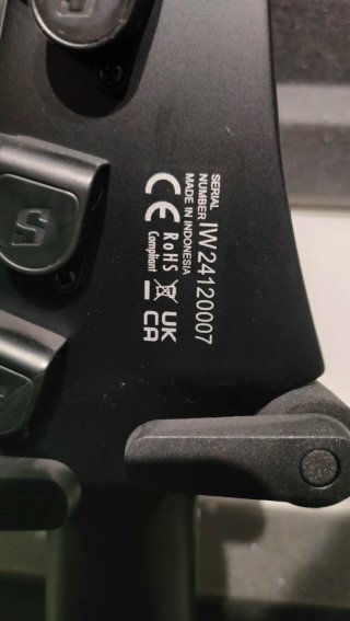Solar E2.4C Baritone - Bajo Eléctrico