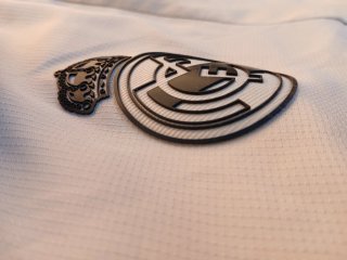 Chaqueta Real Madrid XL Beige