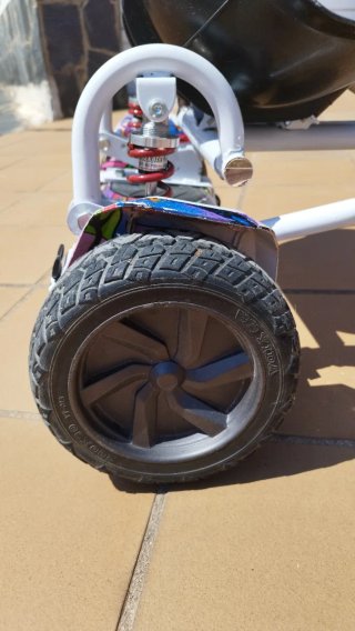 Silla para hoverboard con amortiguación