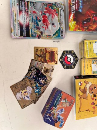 Colección Pokémon: 9 álbumes y 1.960 cromos