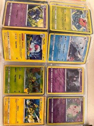 Colección Pokémon: 9 álbumes y 1.960 cromos