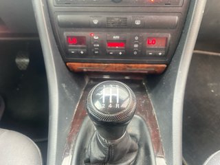 Audi A6 2.4 v6 5v año 2000